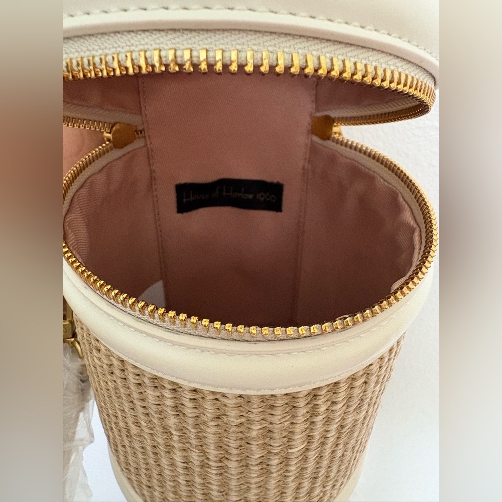 House of Harlow 1960 Cream and Tan Crossbody Bag with Gold Hardware - Picture 3 of 5